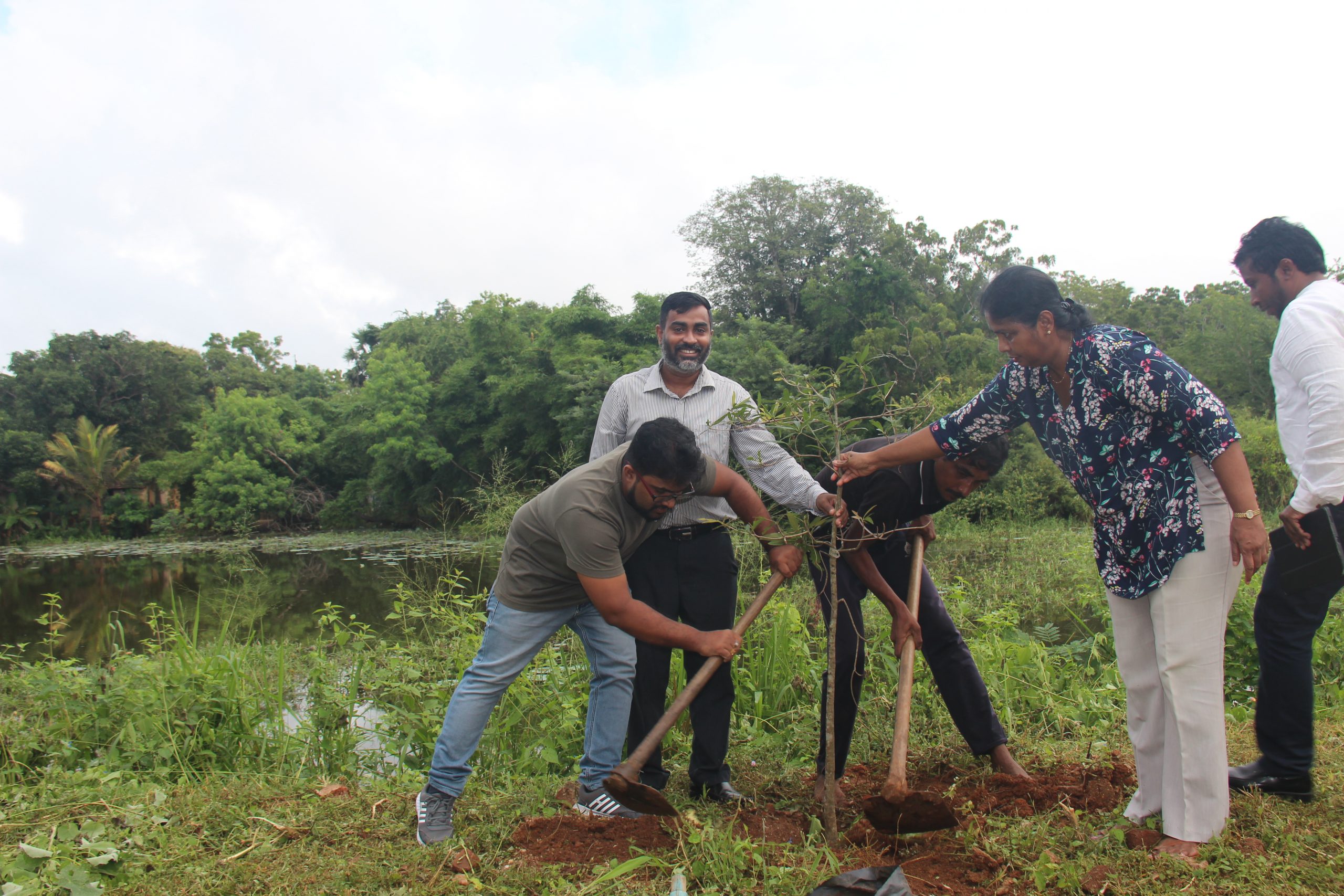 Tree Planting Program – Faculty of Agriculture - Rajarata University of ...